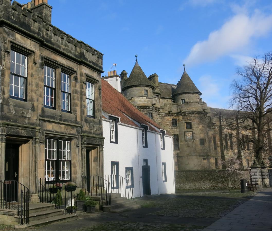 The Ruin Luxury B&B Falkland Exterior photo